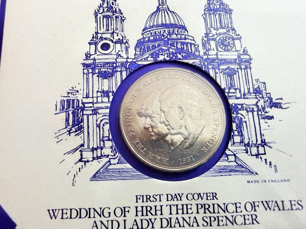 [Uk 08-f] Banbury Mint presentation folder of 1981 UK Royal Wedding Commemorative Presentation Folder