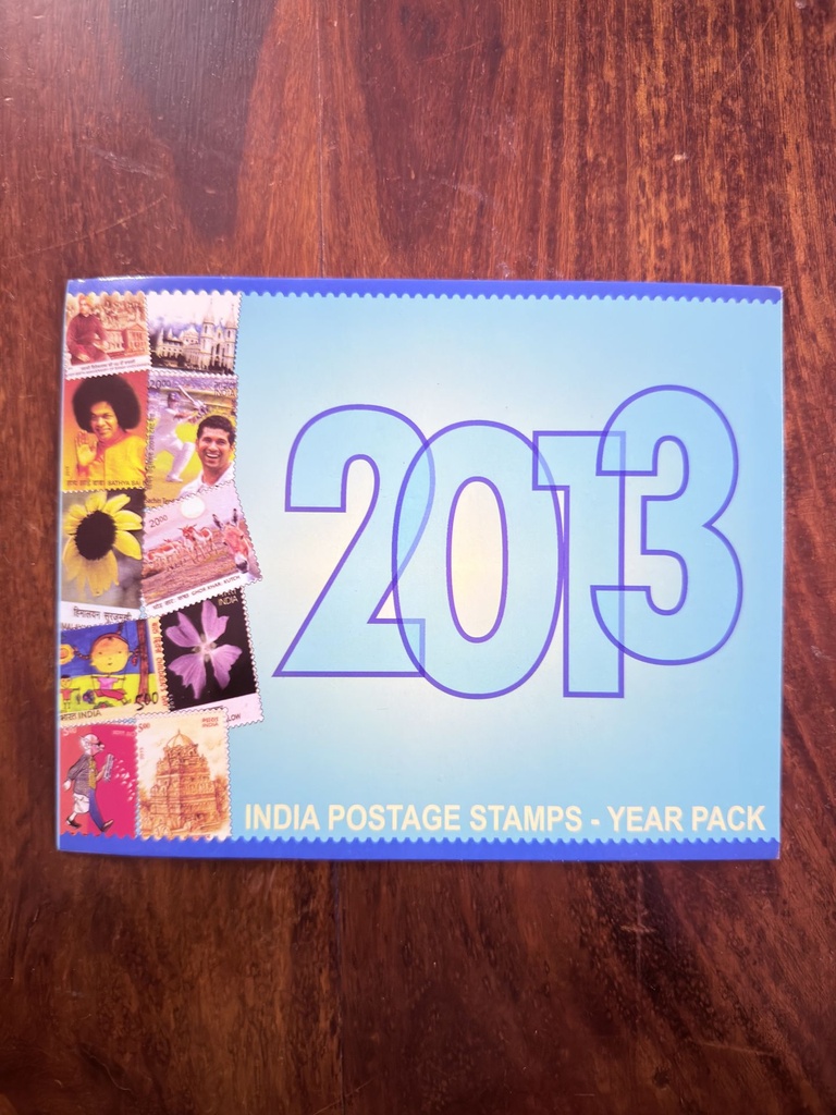 [STP 35] India 2013 Collectors Pack (Year Pack )