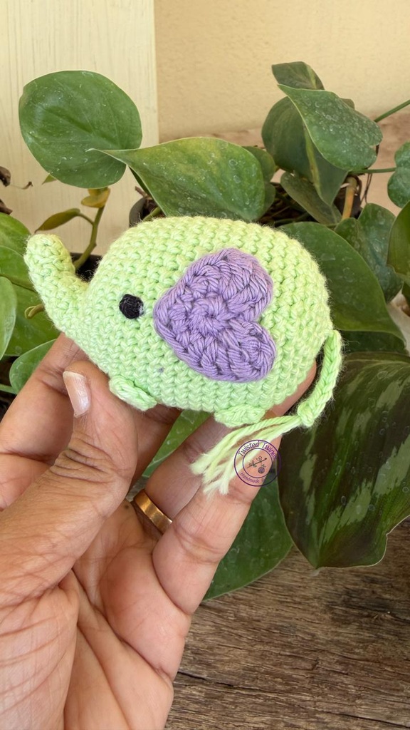 [AM CT 7] Ellie the Elephant Charm